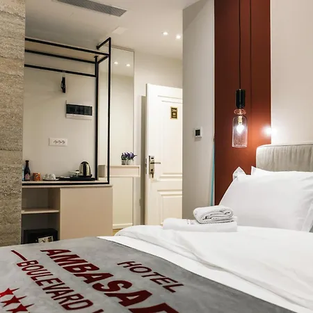 Ambasador Hotel